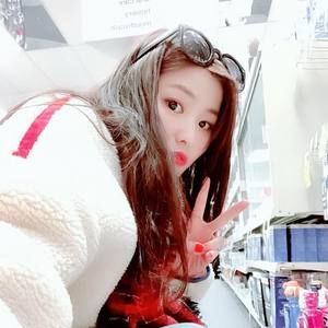 Meet your Posher, Maggie